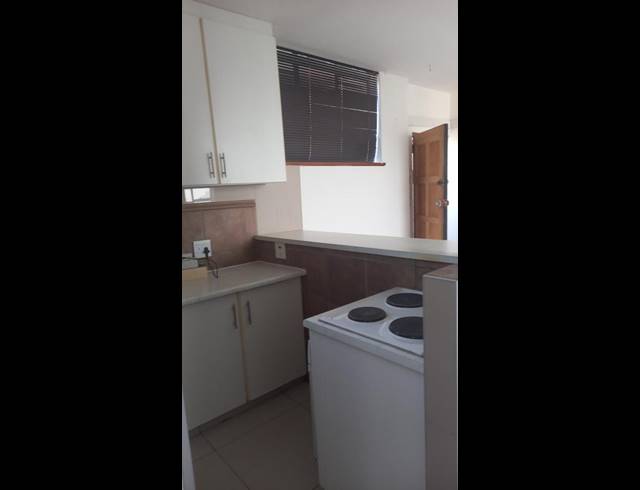 2 BEDROOM PROPERTY TO RENT IN ESSENWOOD